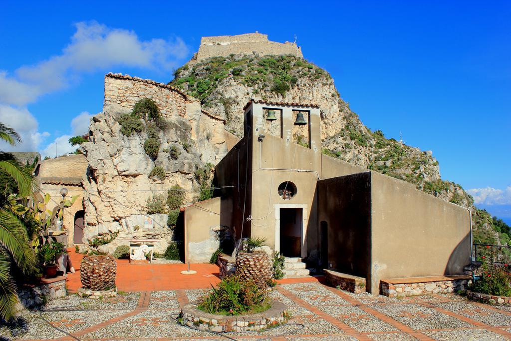 Villa Almoezia Charming B&B Taormina Exterior photo