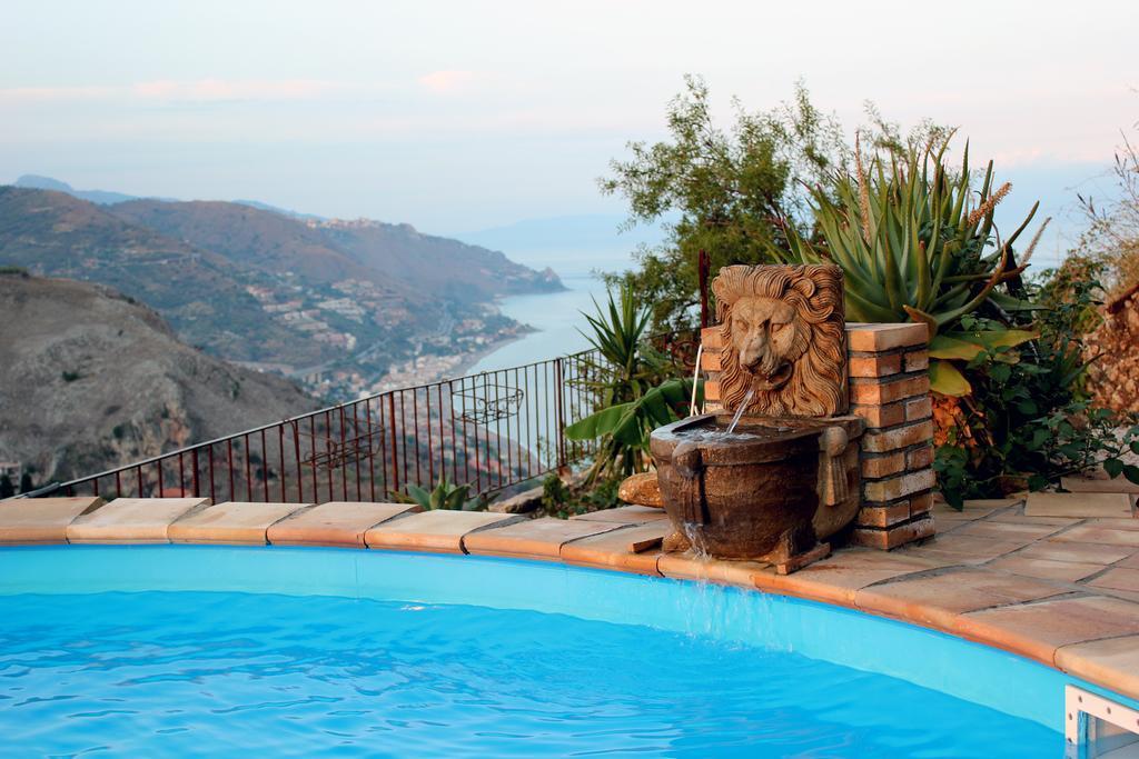 Villa Almoezia Charming B&B Taormina Exterior photo