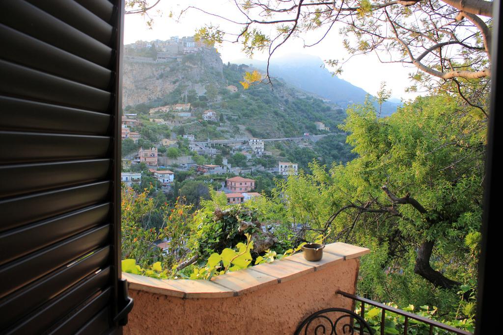 Villa Almoezia Charming B&B Taormina Exterior photo