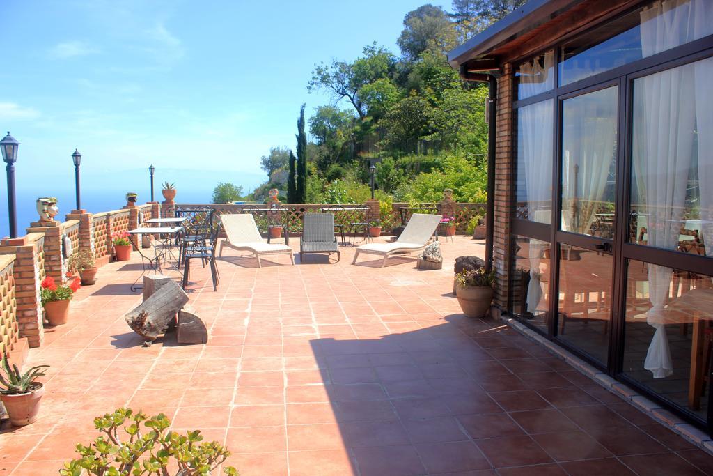 Villa Almoezia Charming B&B Taormina Exterior photo