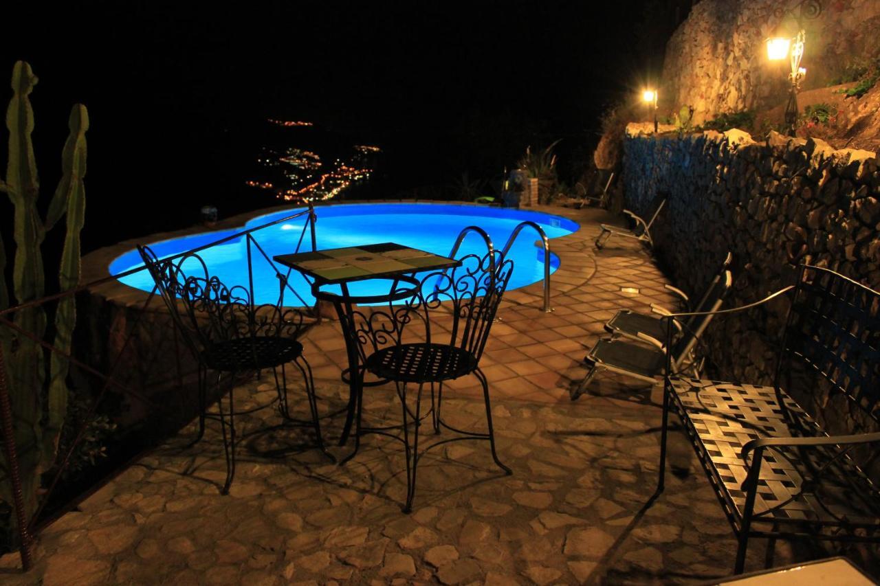 Villa Almoezia Charming B&B Taormina Exterior photo